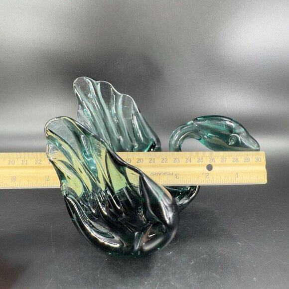 Hand Blown Emerald Green Glass Duck Bird Swan Hand Made Glass Figure Paperweight - Picture 9 of 16